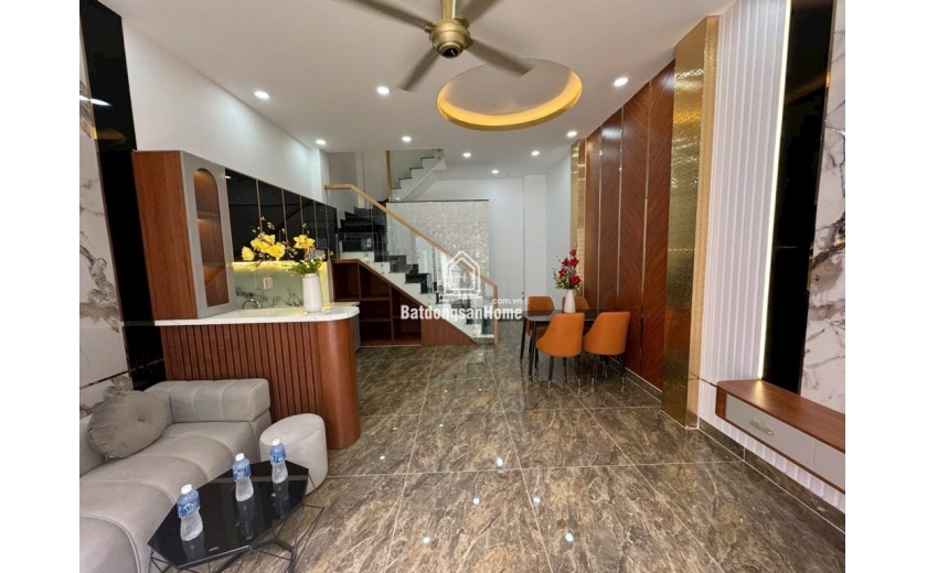 HẺM XE HƠI, 4 TẦNG FULL NỘI THẤT, 38M2, SỔ NỞ HẬU, TRƯỜNG CHINH GIÁ HƠN 6 TỶ